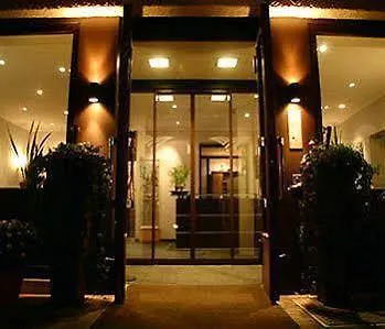 Des Nations Hotel