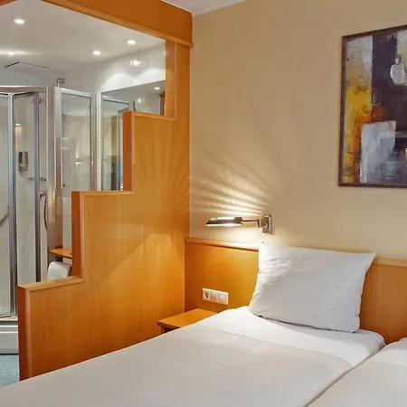 Des Nations Hotel 3*