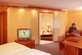 Des Nations Hotel 3*