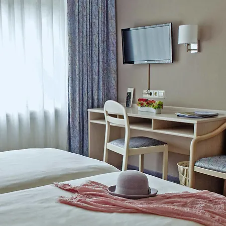 Des Nations Hotel 3*